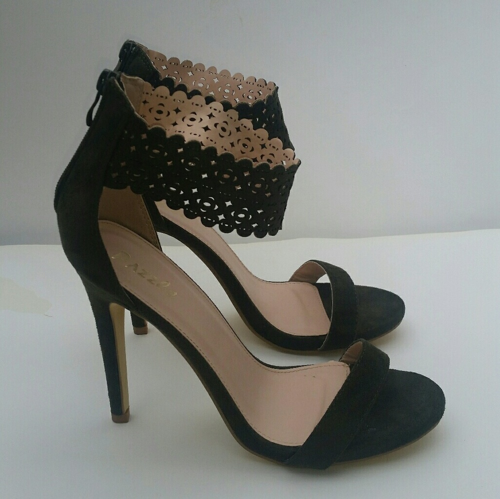 Sexy Sandals - Picture 2 of 2